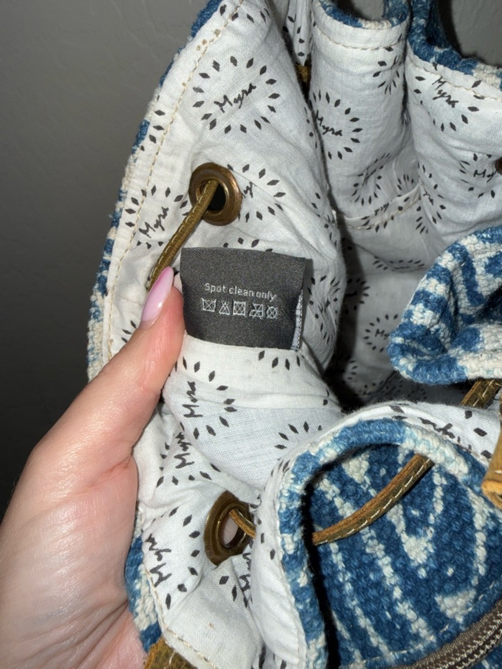 NWT - Myra Blue Raindrop Bucket Bag - Picture 7 of 11